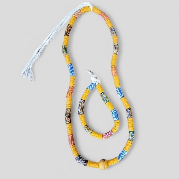 Ghanaian Krobo Bead Necklace and Bracelet Set Colorful African Beads - Picture 1 of 17